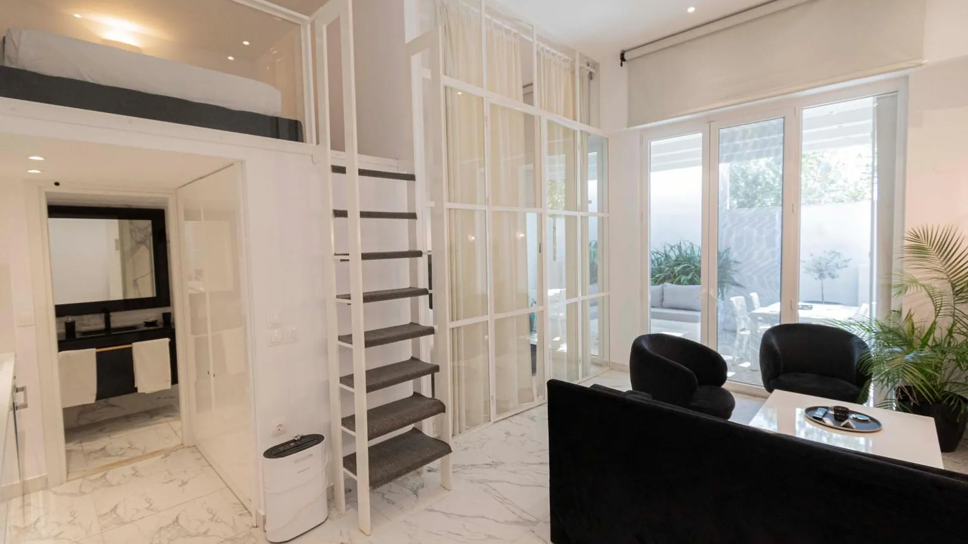 4 Elements Luxury Suites By Rentalspro Services - Nea Moudania Halkidiki